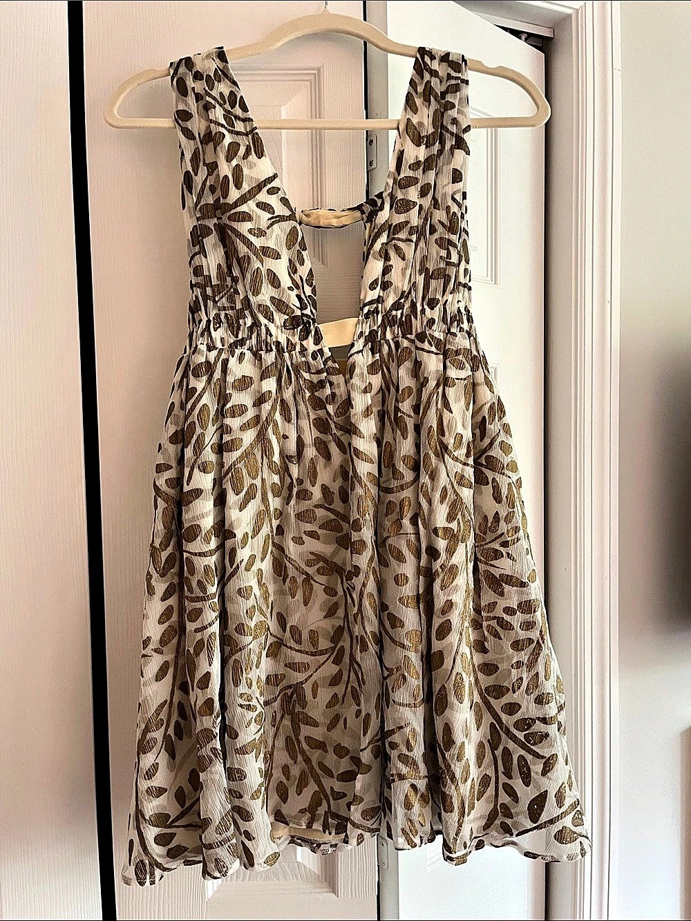 Diane von Furstenberg Silk Grecian Print Mini Dress Size 8 Like New